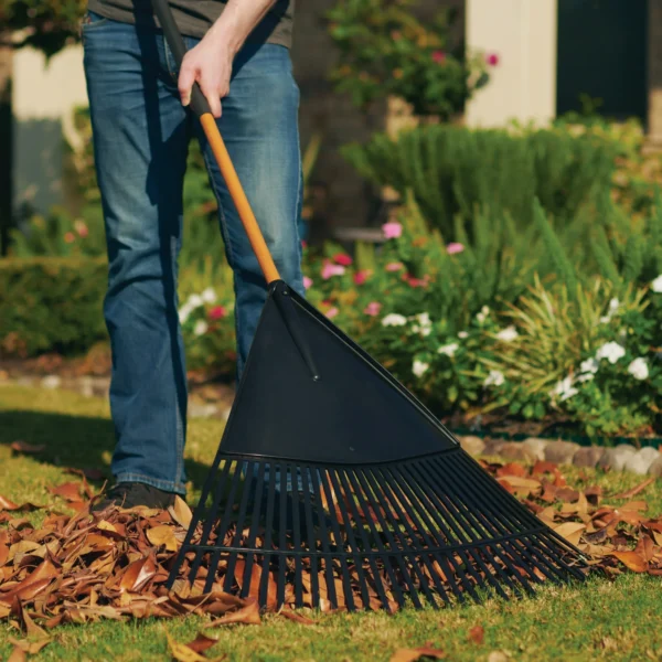 Gardener 30-inch Wood & Poly Leaf Rake - Image 2